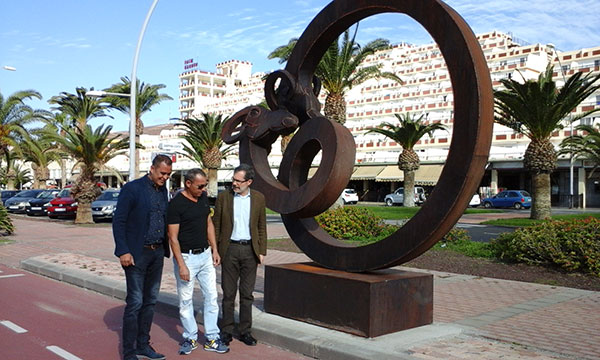 escultura_cubas_morro_jable