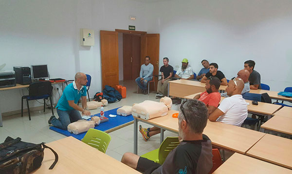 curso_primeros_auxilios_kayak